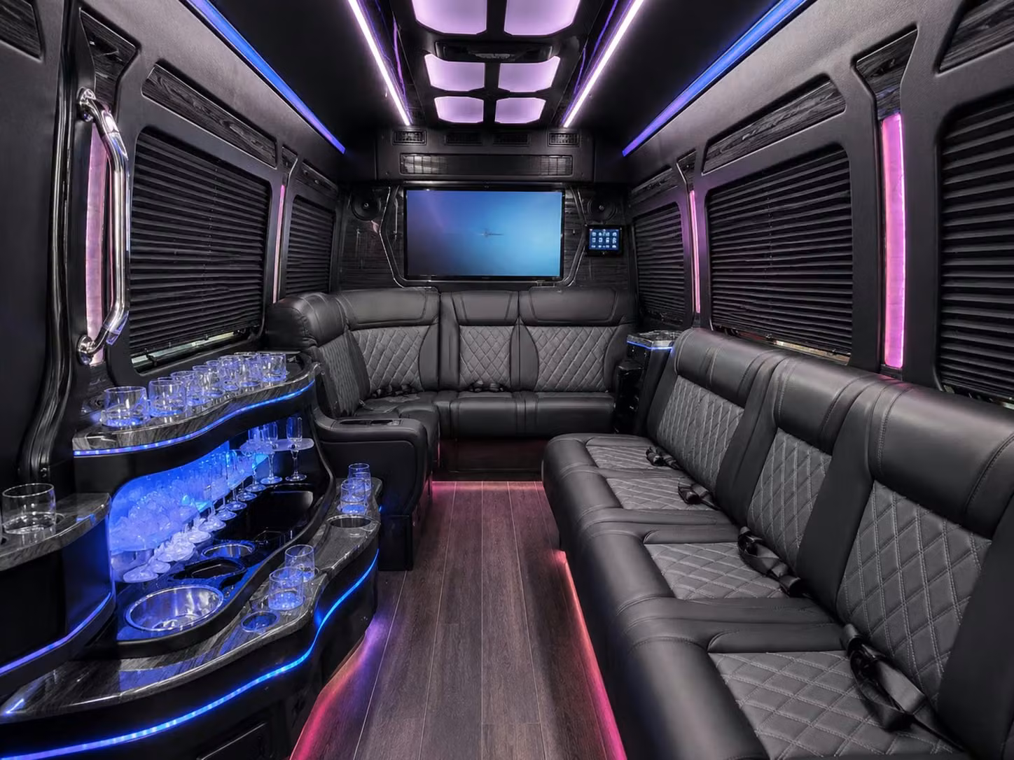 baytown bus rentals for sports teams sporting events